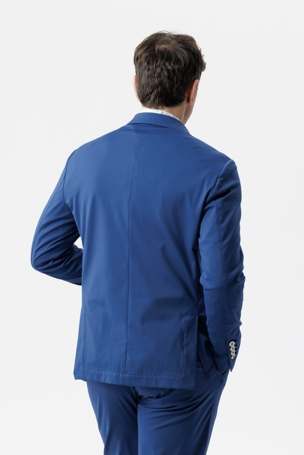 Giacca decostruita in nylon comfort con tasche a toppa blu