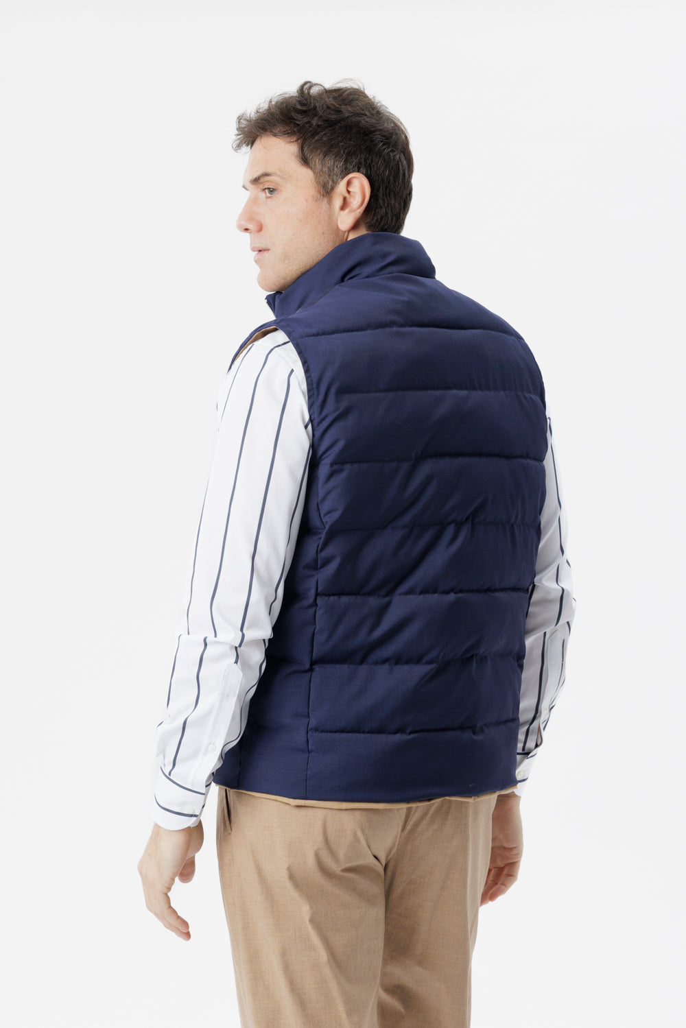 Reversible two-material gilet with regenerated navy blue cashmere padding