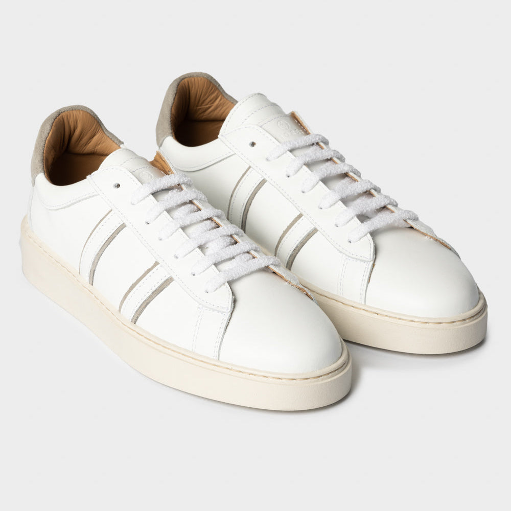 White/cloud leather sneaker