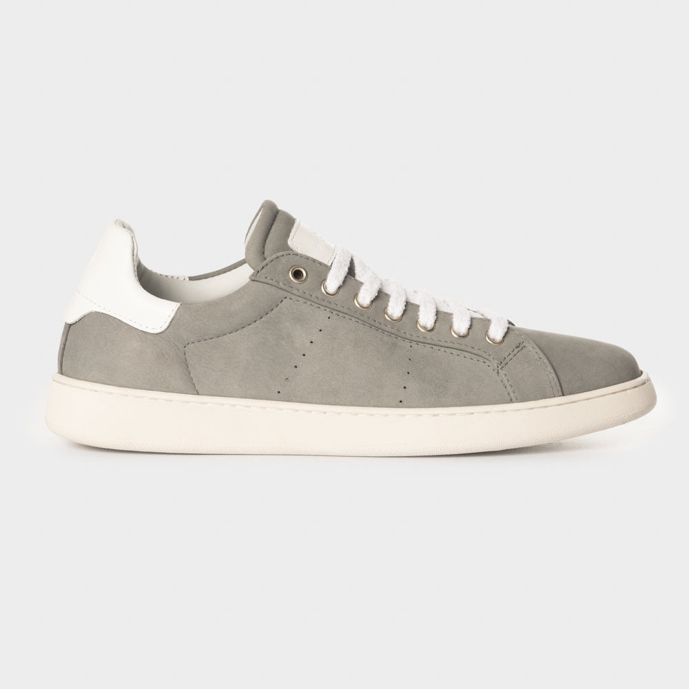 Suede sneaker stone