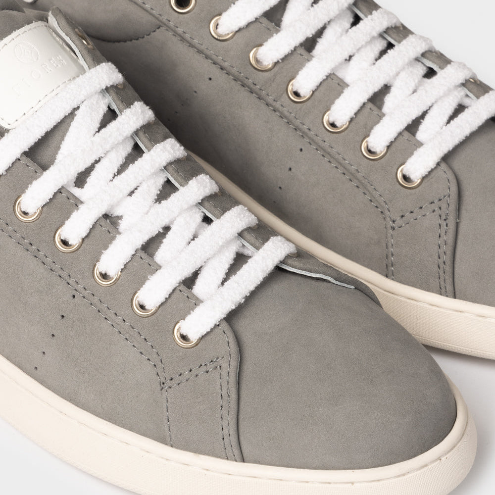 Suede sneaker stone
