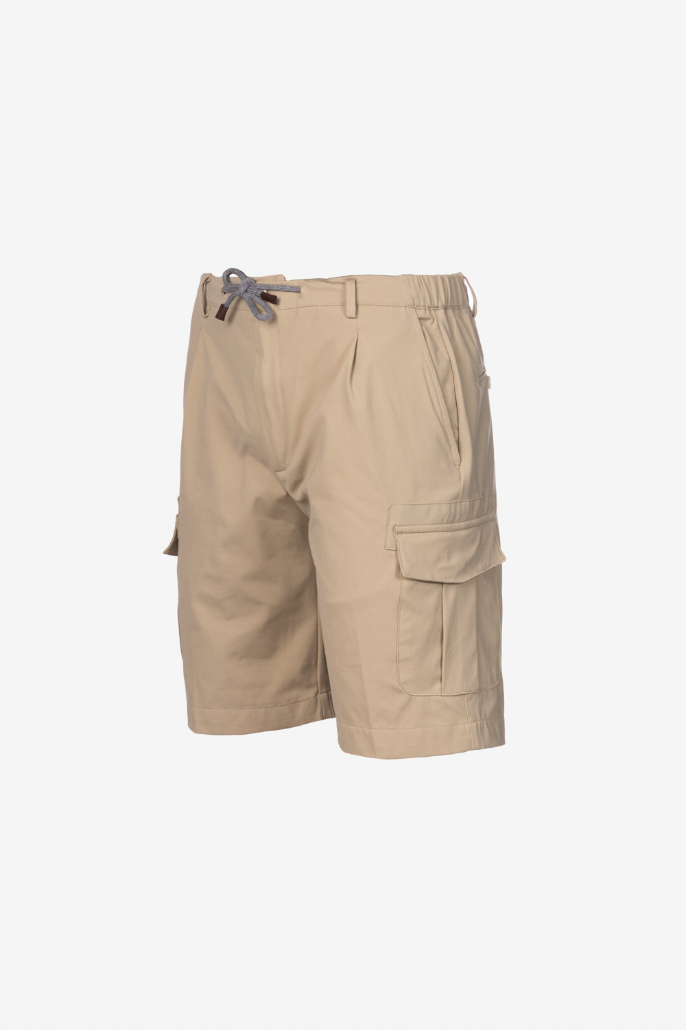 Beige cotton cargo shorts with drawstring