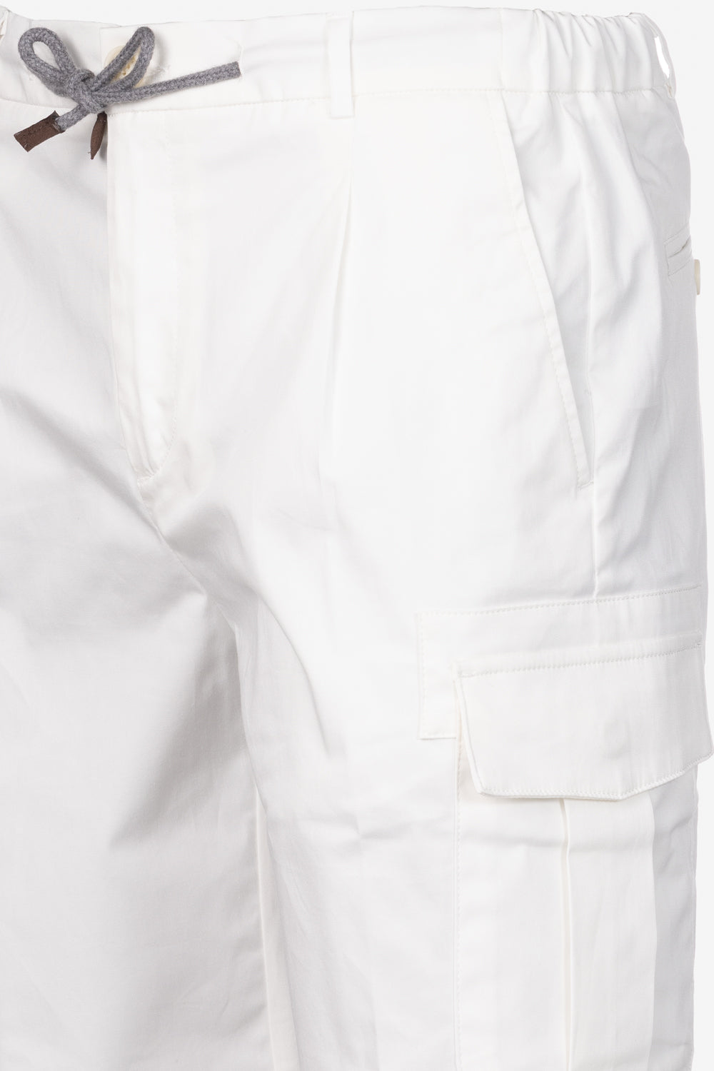 White cotton cargo Bermuda shorts