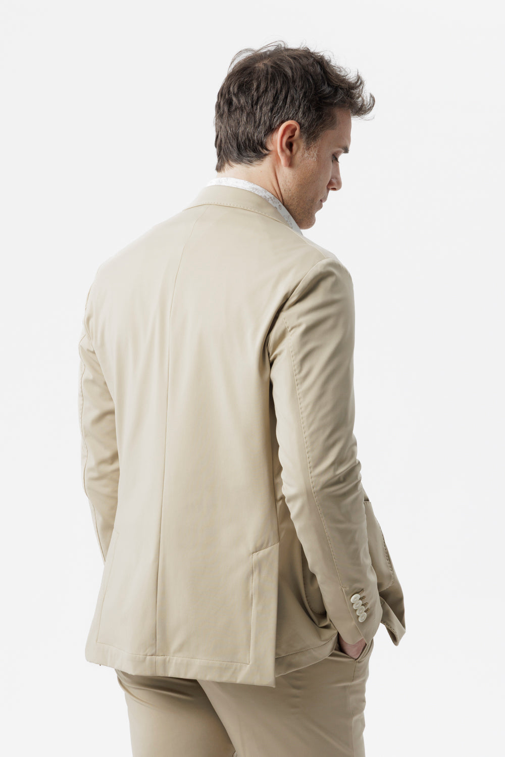 Giacca decostruita in nylon comfort con tasche a toppa beige