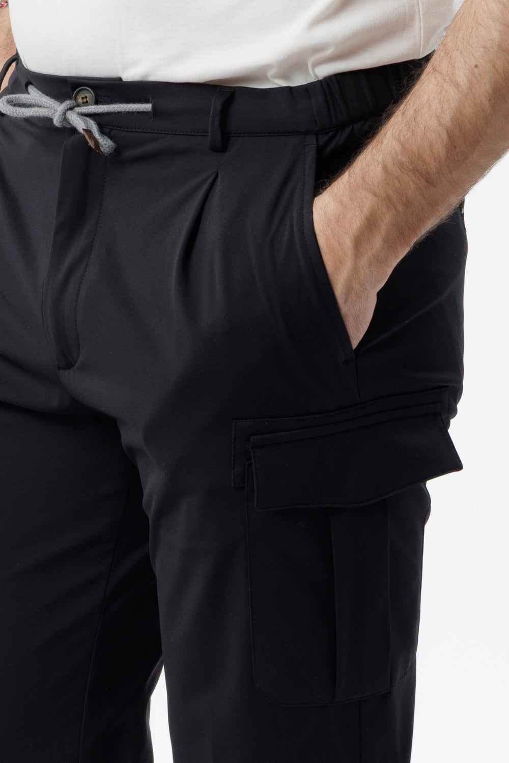 Pantalone coulisse cargo in nylon comfort nero