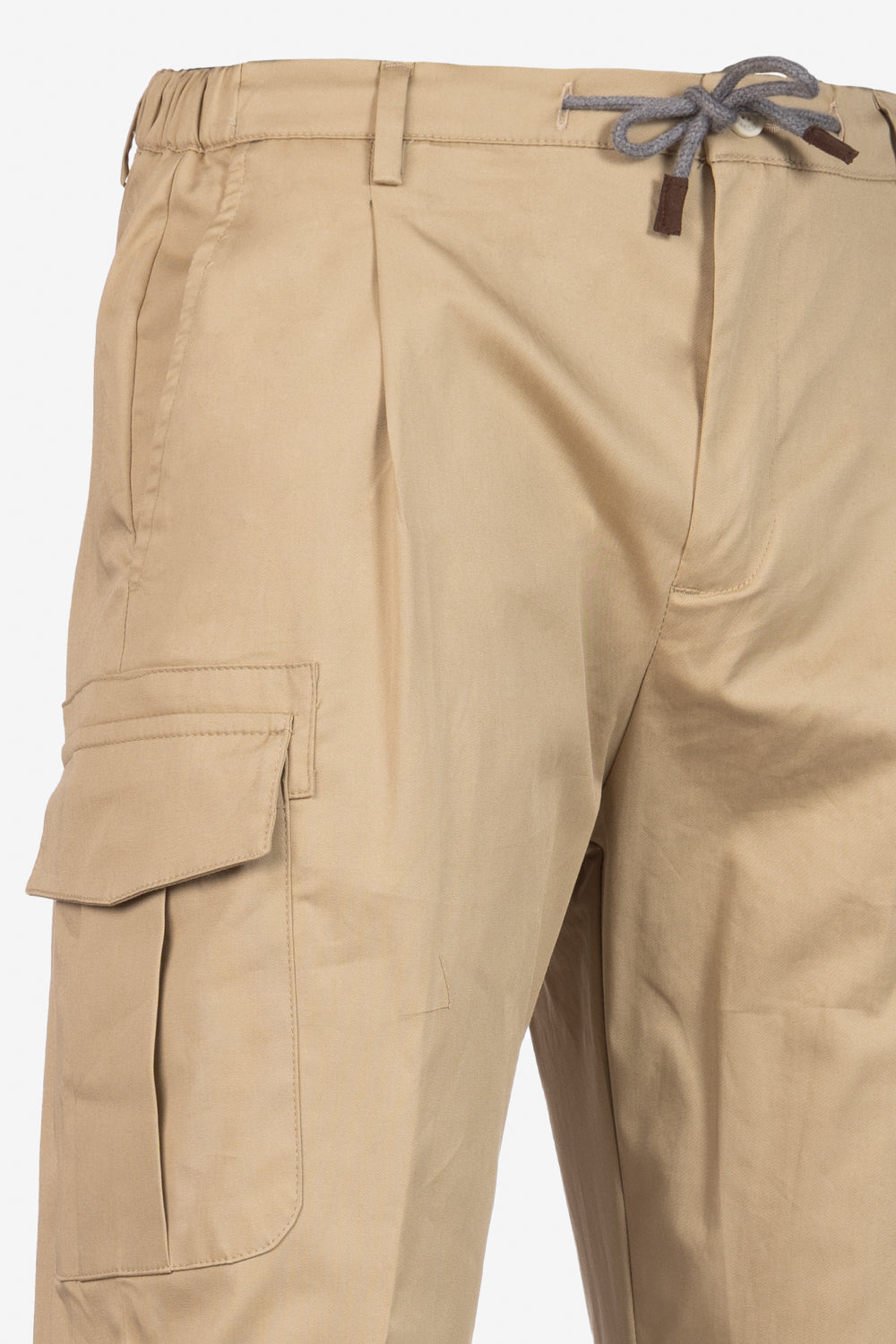 Cotton cargo trousers with beige drawstring