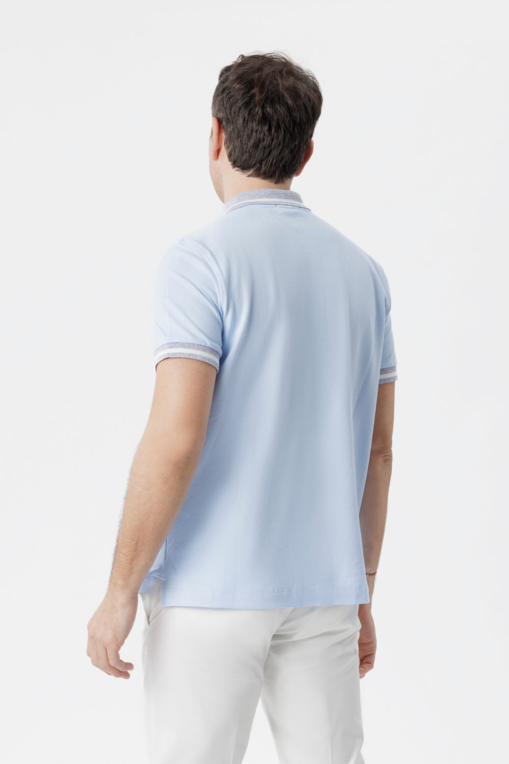 Polo shirt with light blue contrasting details