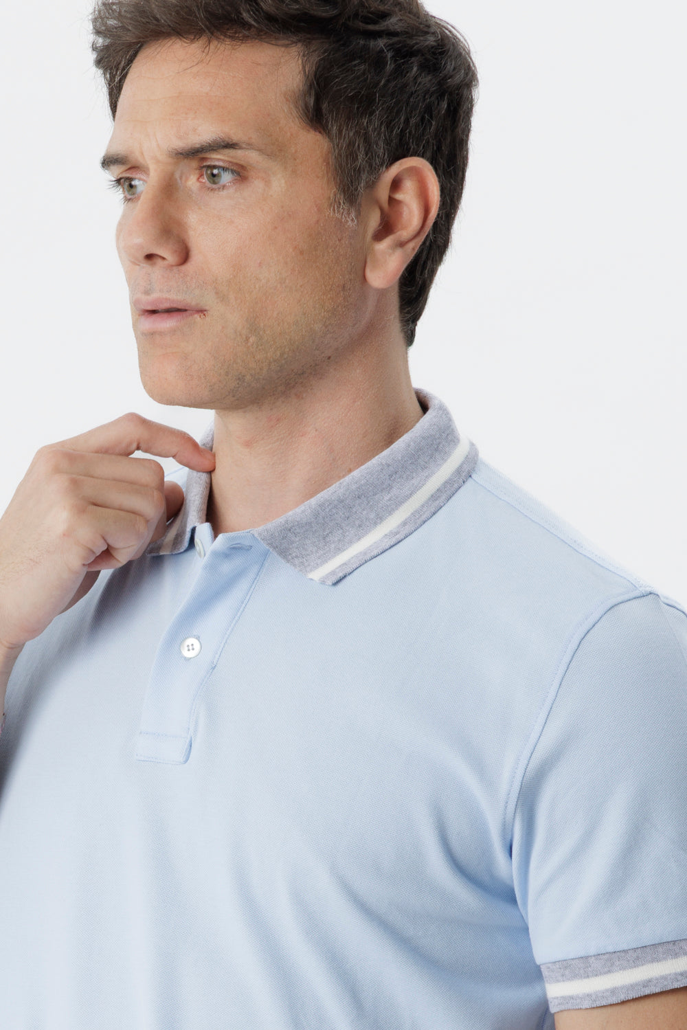 Polo shirt with light blue contrasting details