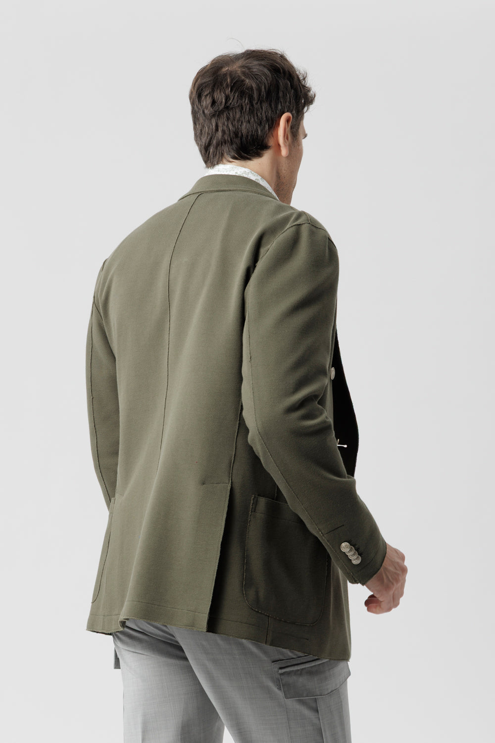 Giacca doppiopetto taglio vivo in cotone piquet stretch verde militare