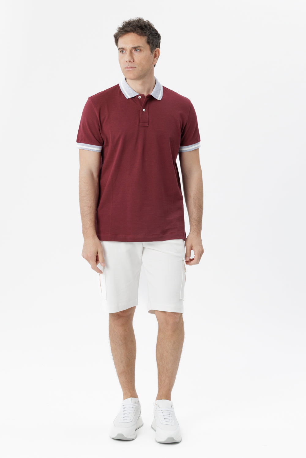 Polo con dettagli a contrasto bordeaux